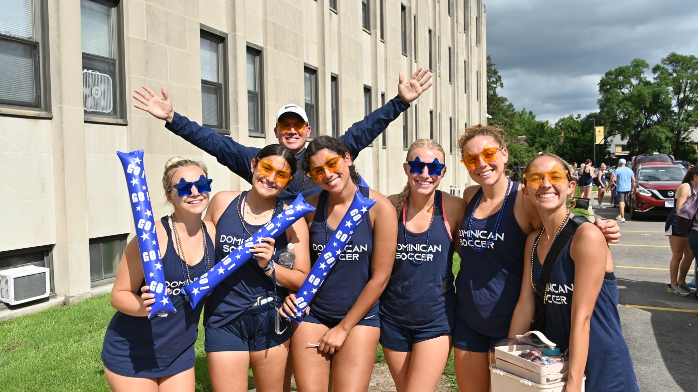Move in day with women's soccer team