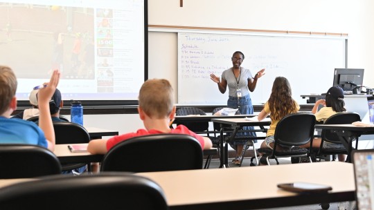 Faculty lecture with students in class